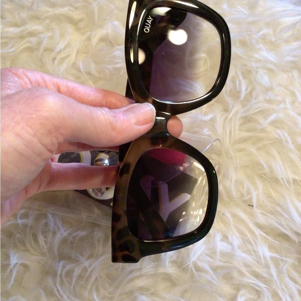 NEW! Quay After hours two tone sunglasses